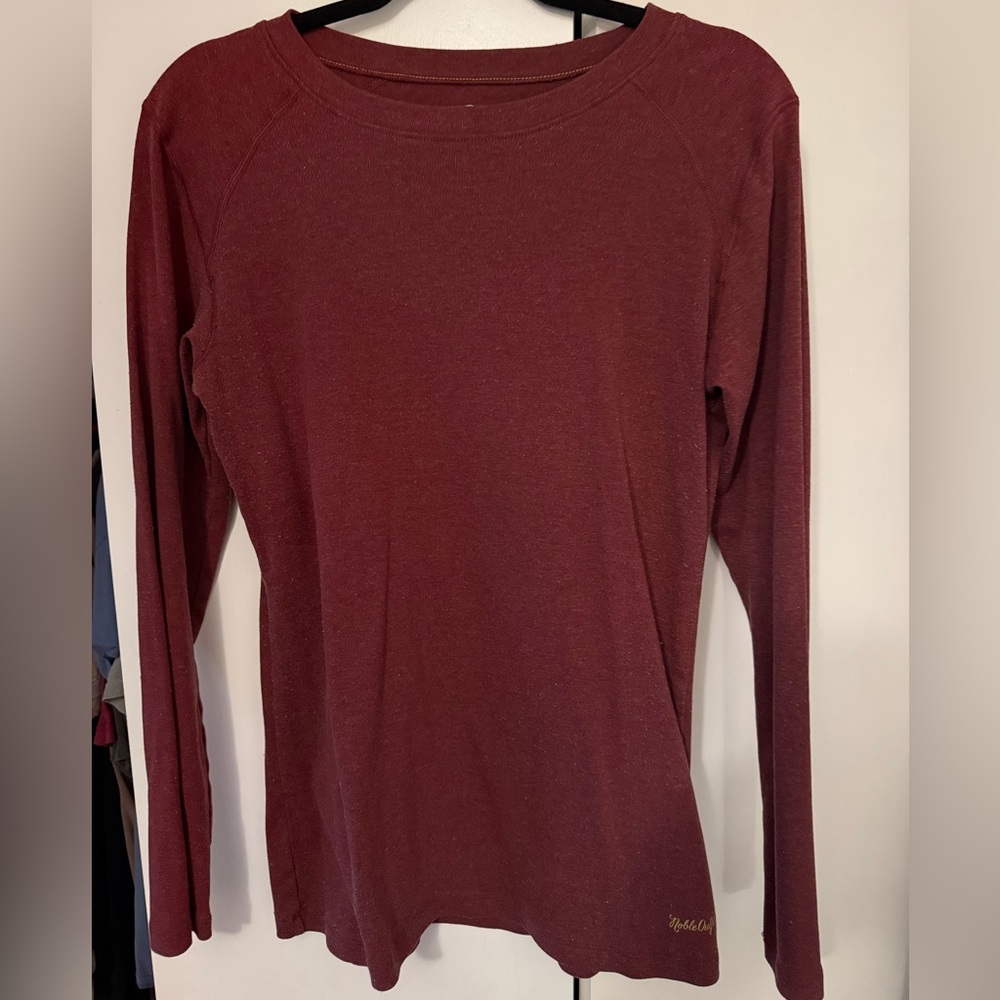 Women's Long Sleeve Maroon Top
